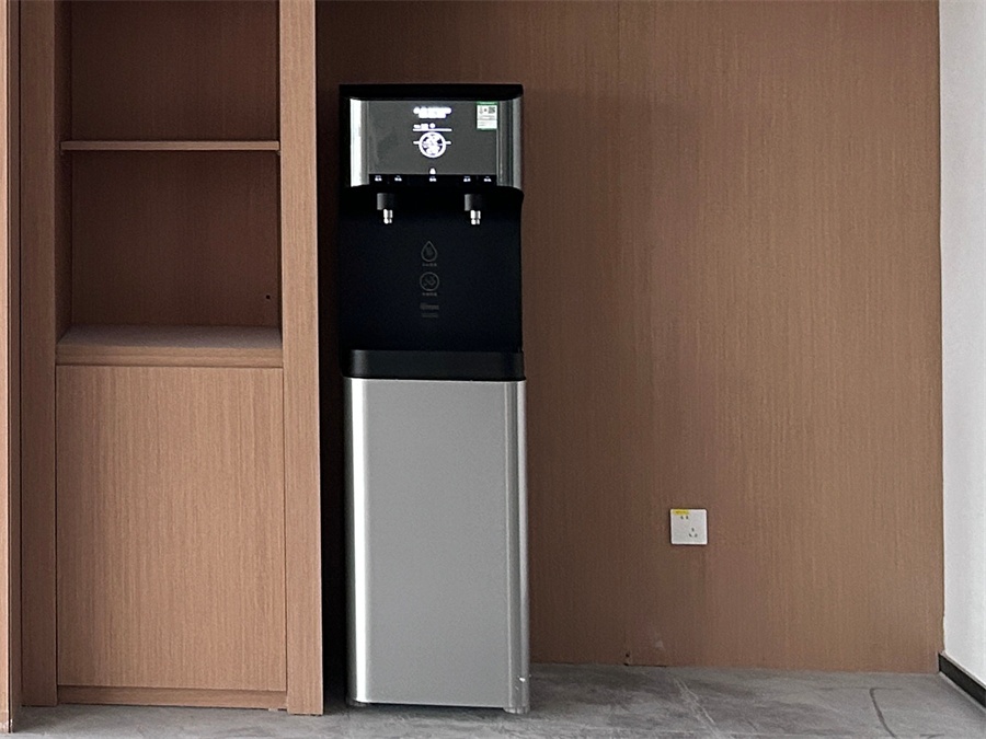 商用净水器和家用净水器的核心区别是什么？企业办公为什么不能用家用机？